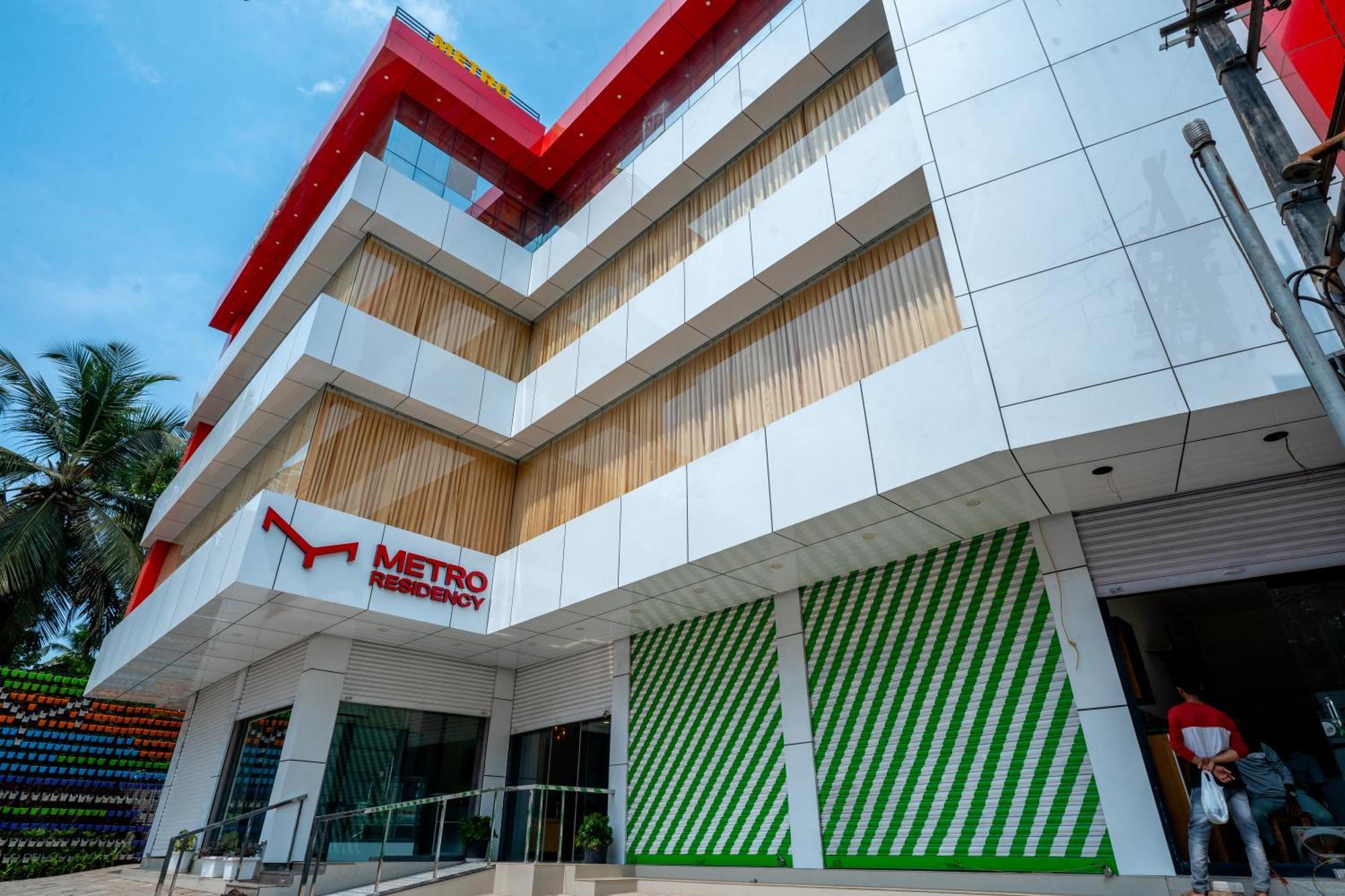 מלון Tirur Metro Residency מראה חיצוני תמונה